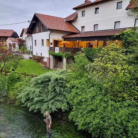 Отель Krka River Znojile pri Krki